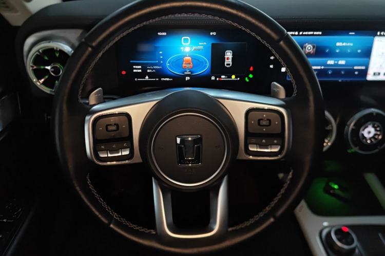 Used Tank 300 2021 City Edition 2.0T—Truly Stylish
