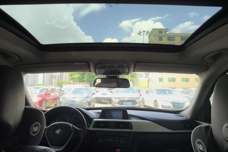 Used BMW 3 Series GT 2013 320i Leading Model