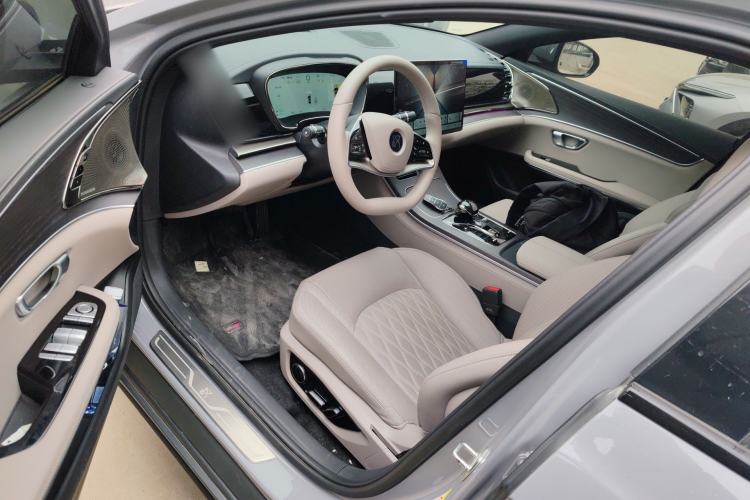 Used BYD Han 2025 DM-i Intelligent Driving Edition 125KM LiDAR Flagship Model
