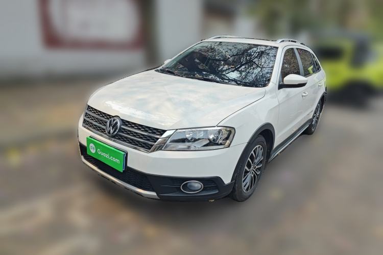 Used Volkswagen Cross Lavida 2014 1.6L Automatic