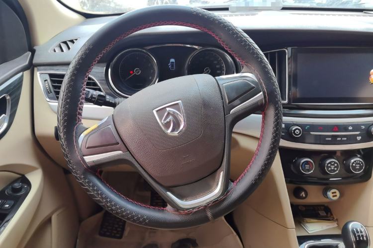 Used Baojun 730 2016 1.5L Manual Comfort Version 7 Seats China V Emission Standard