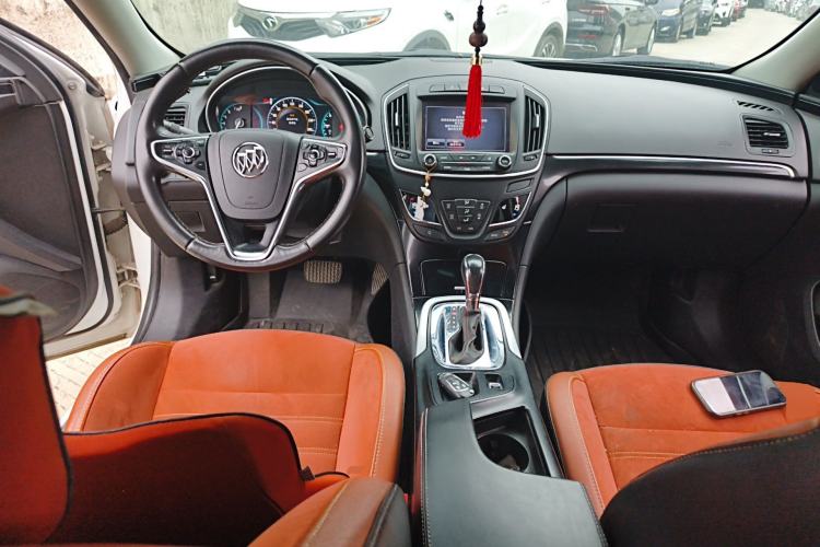 Used Buick Regal 2015 1.6T Elite Tech Model Center Console