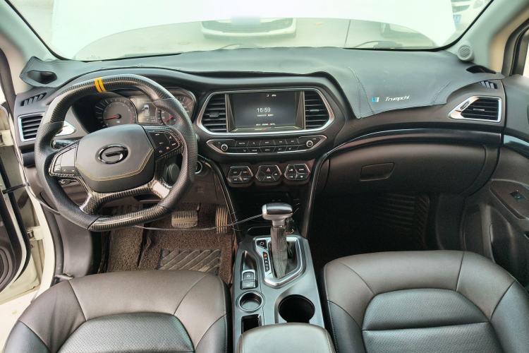 Used GAC Trumpchi GS4 2017 235T G-DCT Two-Wheel Drive Luxury Edition
