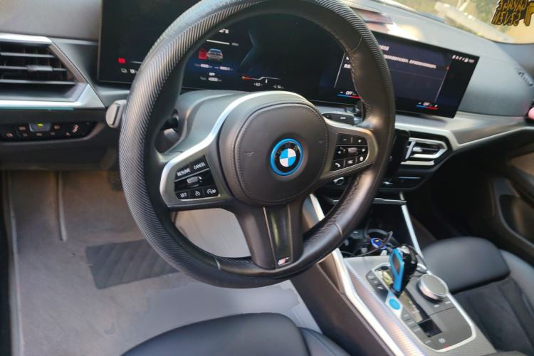 Used BMW i4 2022 eDrive40
