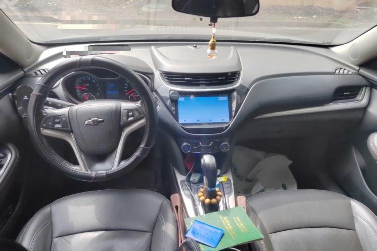 Used Chevrolet Malibu 2018 530T Automatic Fashion Edition Center Console