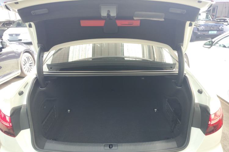 Used Audi A4L 2020 40 TFSI Luxury Dynamic Model
