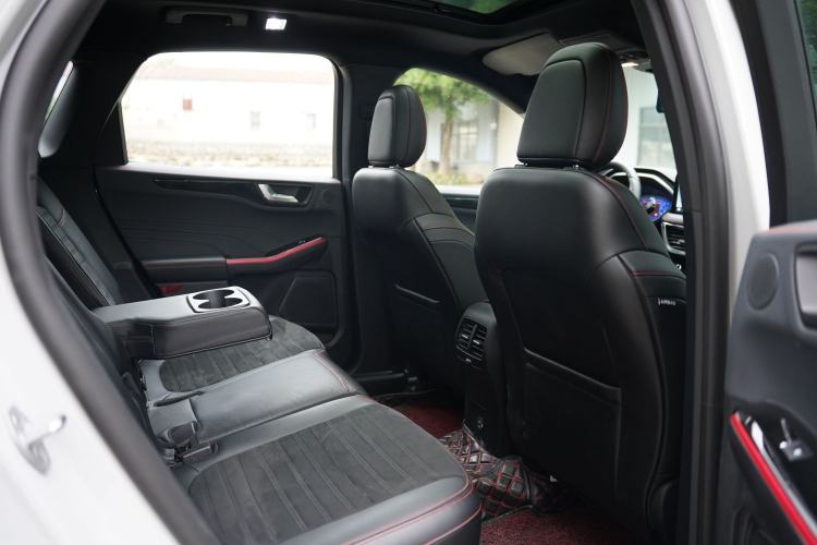 Used Ford Escape 2023 EcoBoost 245 Four-Wheel Drive ST-LINE Pro Trim