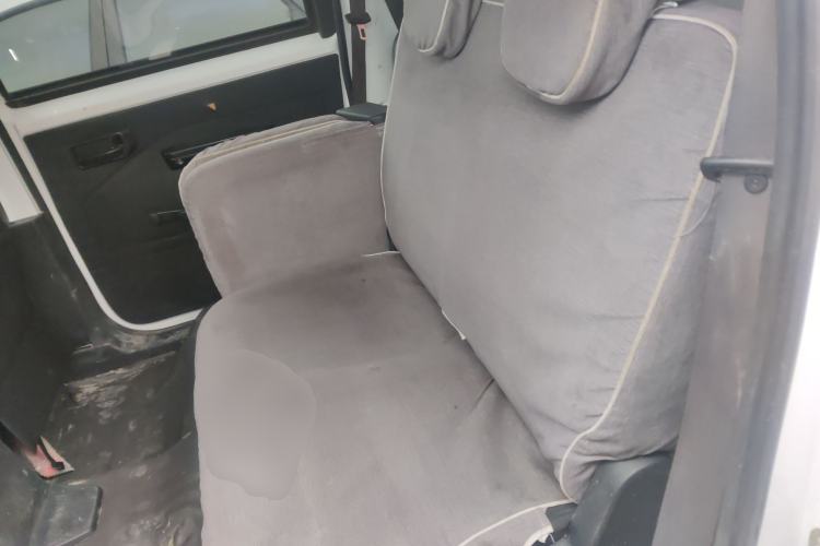 Used Wuling Hongguang PLUS 2019 1.5T Manual Standard Edition 5 Seats Left Rear Seat