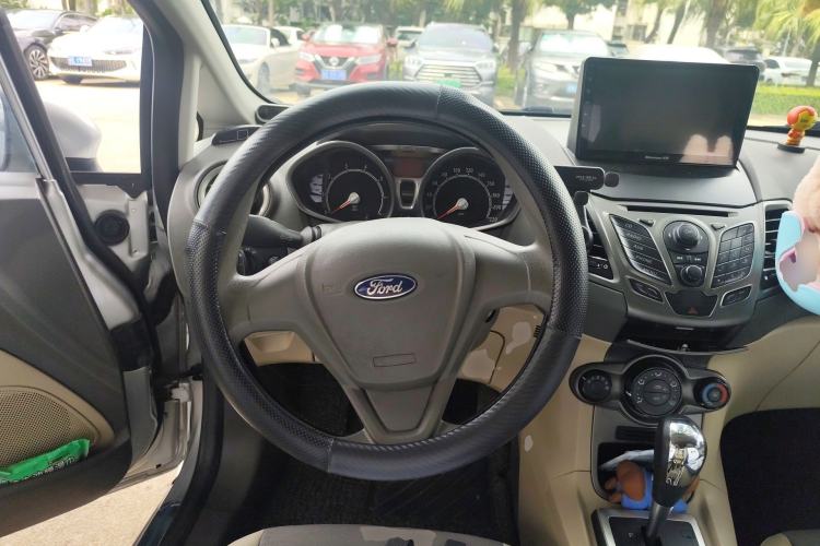 Used Ford Fiesta 2011 Sedan 1.5L Automatic Fashion Edition
