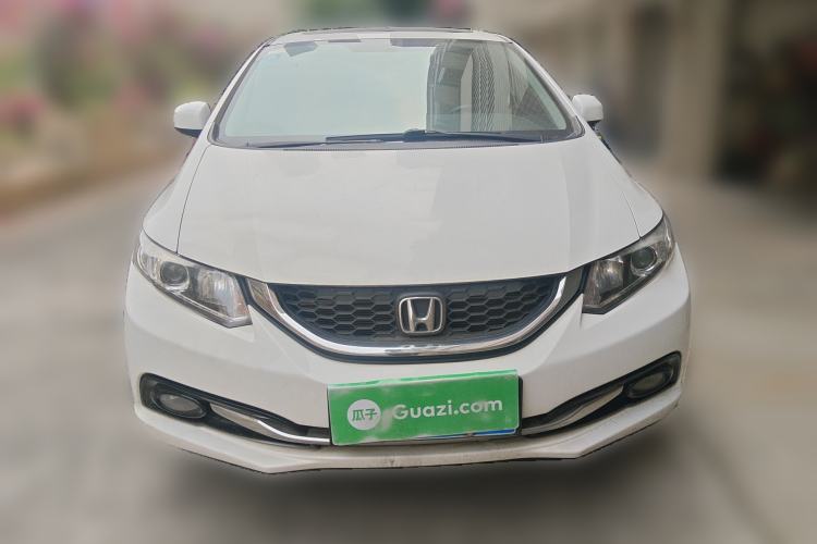 Used Honda Civic 2014 1.8L automatic comfort version Front