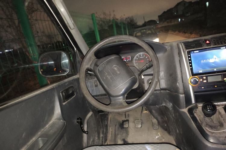 Used Jinbei Express 2017 2.0L Classic Version V19