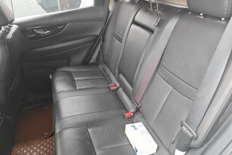 Used Nissan X-Trail 2019 2.0L CVT Smart Connect Comfort Edition 2WD