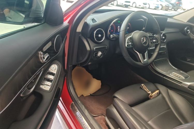 Used Mercedes-Benz C-Class 2019 Restyled C 260 L Sport Edition Driver Seat