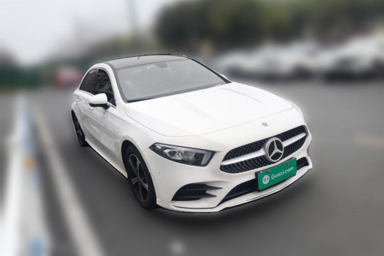 Used Mercedes-Benz A-Class 2022 Revised Version A 200 L Sport Sedan Fashionable Style
