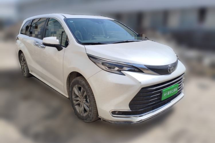 Used Toyota SIENNA 2026 Model 2.5L Dual-Engine Two-Wheel-Drive Comfort Edition Front Right 45 Deg