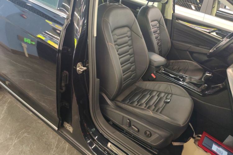 Used Volkswagen Passat 2019 330TSI Elite Edition China VI