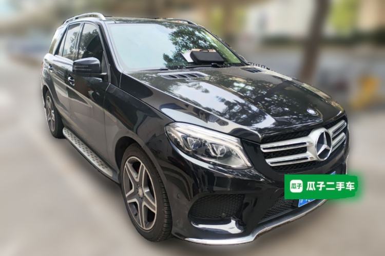 Used Mercedes-Benz GLE 2016 GLE 400 4MATIC Front Right 45 Deg