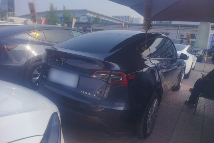 Used Tesla Model Y 2024 Rear-Wheel-Drive Version Rear Right 45 Deg