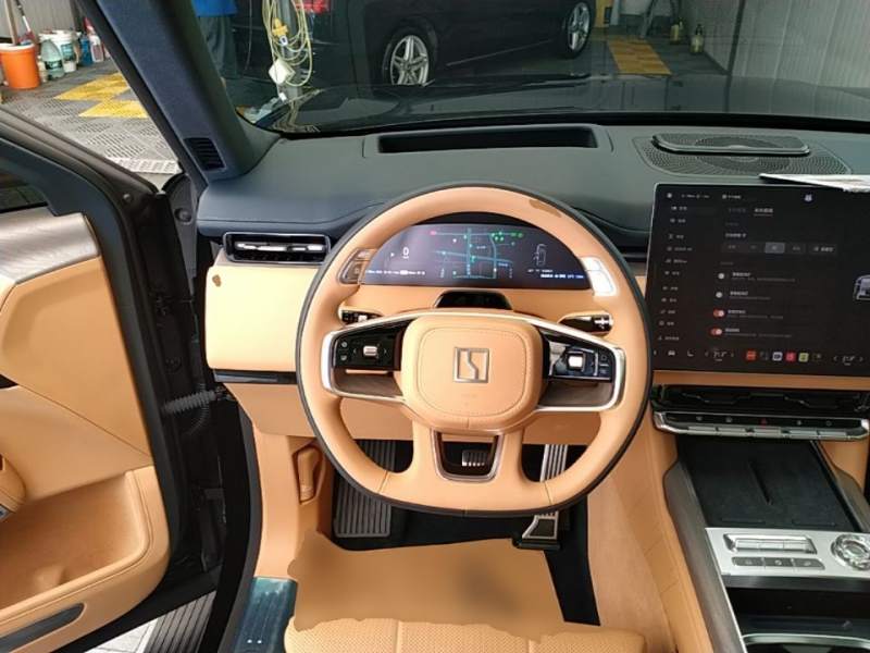 Used Zeekr 9X 2025 Hyper Edition 70kWh — 10