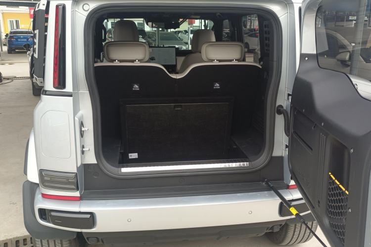 Used iCAR V23 2025 501 Four-Wheel Drive Advanced Version