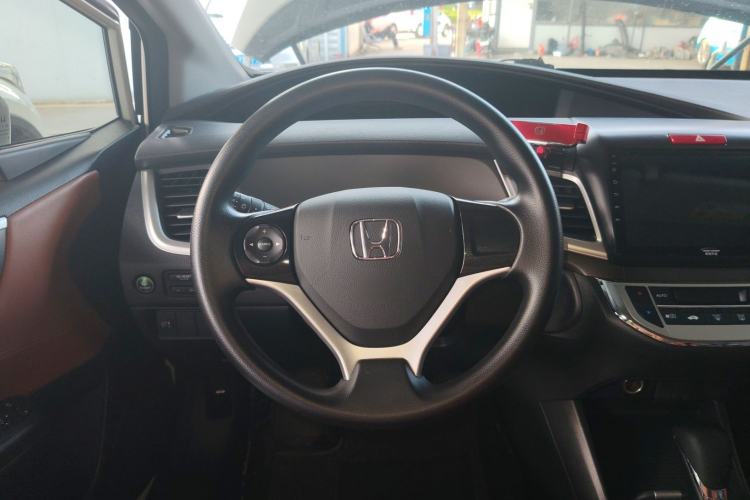 Used Honda Jade 2017 1.8L Automatic Classic Edition 5 seats
