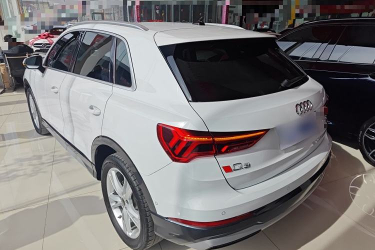 Used Audi Q3 2021 35 TFSI Fashionable and Elegant Model
