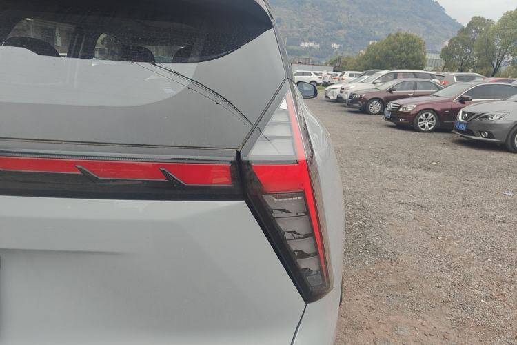 Used Geely Auto FX11 2024 1.5TD DCT Flagship Edition
