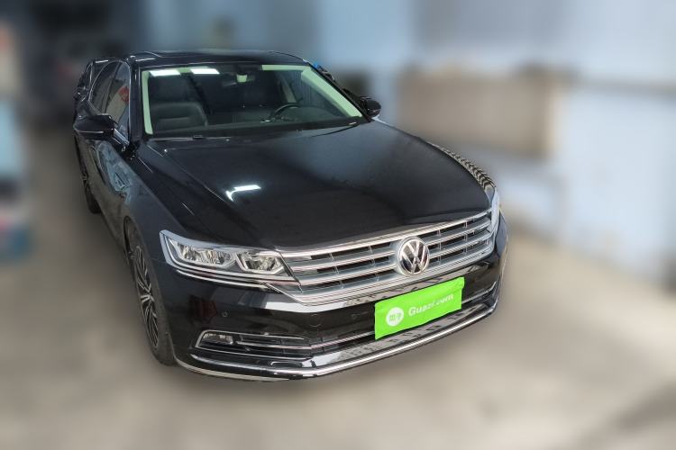 Used Volkswagen Phideon 2016 380TSI Two-Wheel-Drive Luxury Edition Front Right 45 Deg