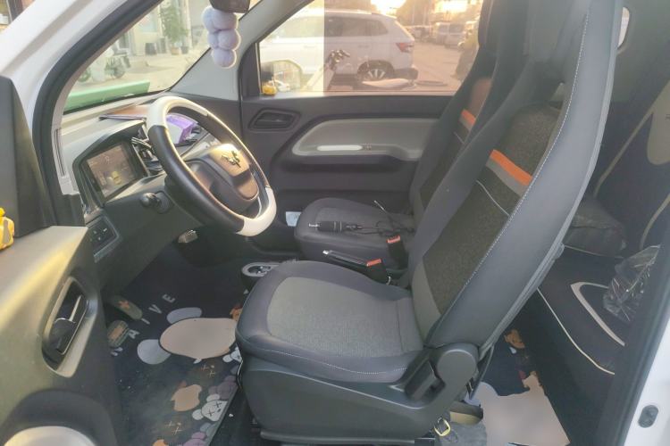 Used Wuling Hongguang MINIEV 2022 Zizai Version Lithium Iron Phosphate Left Front Seat
