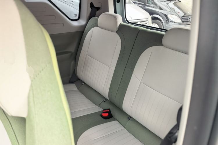 Used Geely Galaxy Panda 2025 210 km – Yuanqi Bear Left Rear Seat