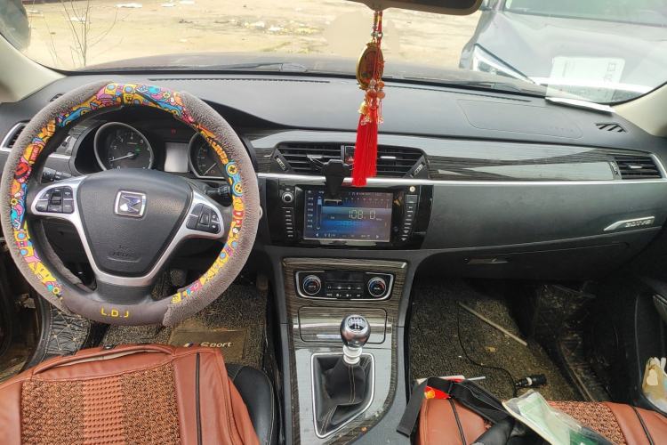 Used Zotye T600 2014 1.5T Manual Luxury Model
