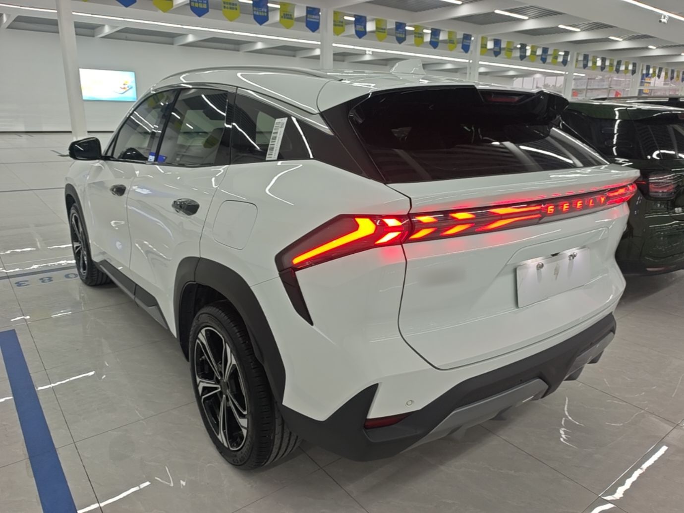 Geely Galaxy L7 2023 1.5T 115 km Starship — снимка 4