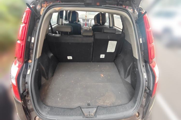 Used Geely Auto GX7 2015 Classic Edition 1.8L Manual Elite Model China IV