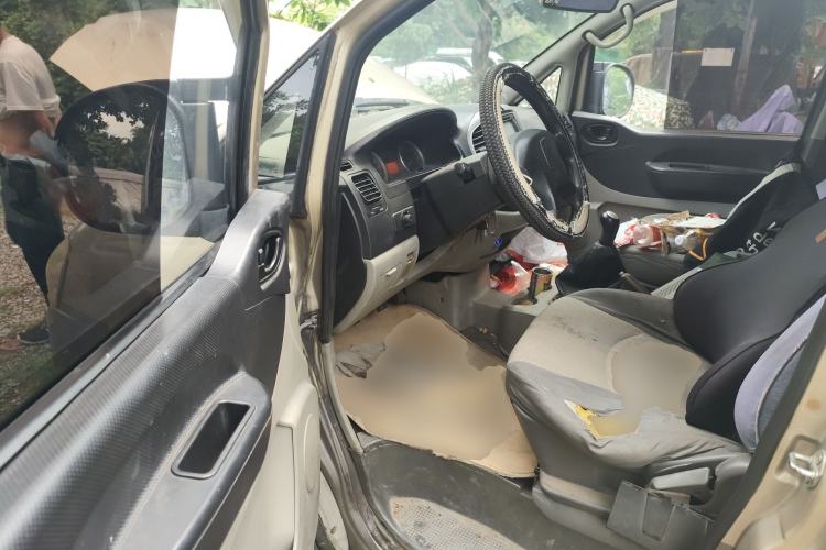 Used FORTHING Lingzhi 2015 M3 1.6L 7-Seater Luxury Model