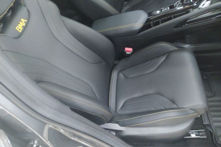 Used Geely Auto Coolray 2025 Bin Yue L 1.5T DCT Starlight Edition
