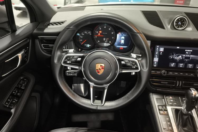 Used Porsche Macan 2018 Macan 2.0T