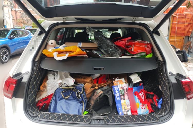 Used Volkswagen Tiguan L 2020 330TSI Automatic Two-Wheel Drive Smart Luxury Edition China VI Standard Trunk