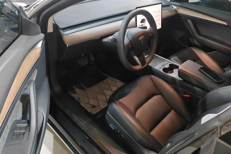 Used Tesla Model 3 2022 Rear-Wheel-Drive Version