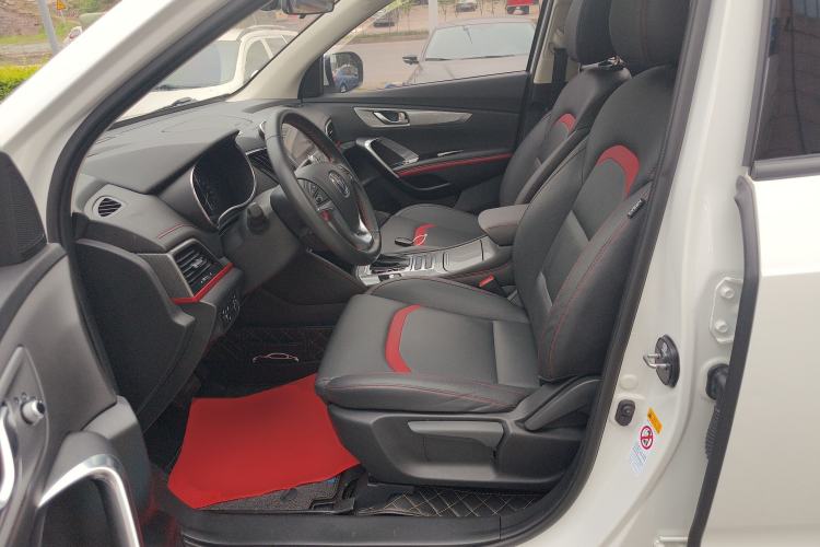 Used CHANGAN CS55 2018 1.5T Automatic Colorful Edition China V Standard
