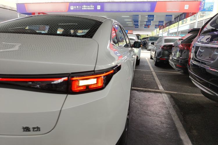 Used CHANGAN Eado PHEV 2025 Smart New Blue Whale 145KM Battleship Edition
