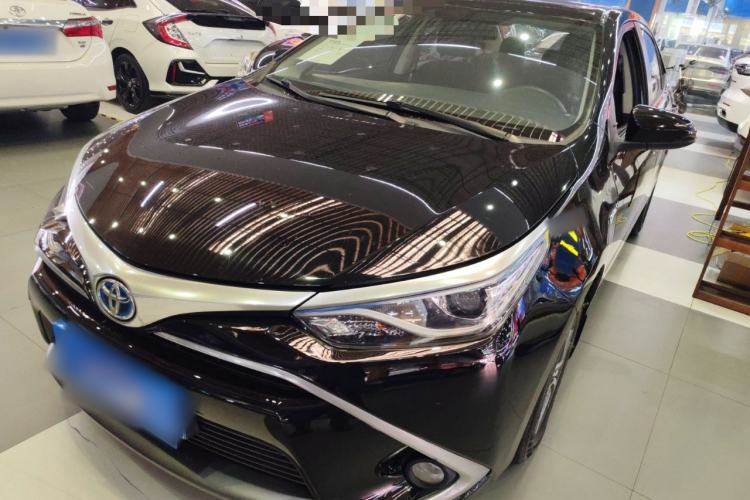 Used Toyota Levin 2016 Dual-Engine 1.8H GS E-CVT Elite Model with Sunroof