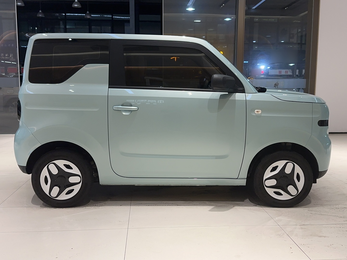 Geely Galaxy Panda 2025 210 km – Yuanqi Bear — снимка 6