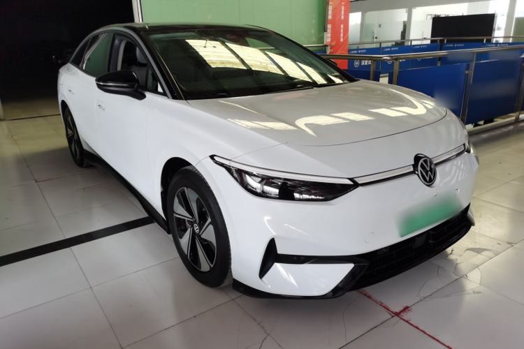 Used Volkswagen ID.7 VIZZION 2024 AIR model Front Right 45 Deg