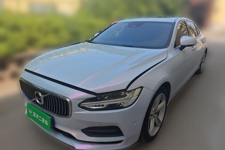 Used Volvo S90 2017 T4 Zhiyuan Edition Guazi used car, China used car export, Used car for sale, Used  cars, Cheapest cars for sale