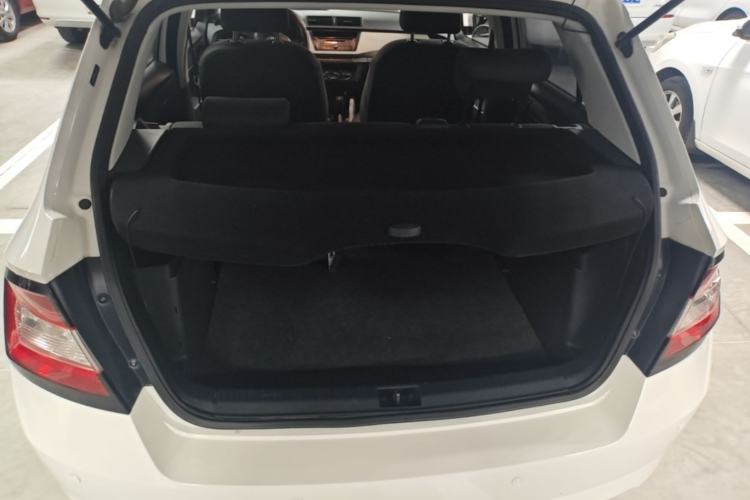 Used Skoda Fabia 2015 1.4L Manual Front-Wheel Drive Model
