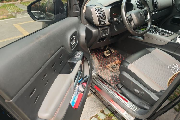 Used Citroen C5 AIRCROSS 2017 380THP Fashion Edition Driver Seat