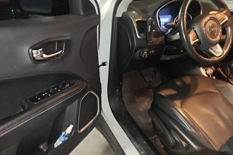 Used Jeep Compass 2017 200T Automatic Family Edition