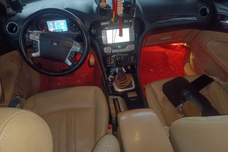 Used Ford Mondeo 2010 2.3L Luxury Version
