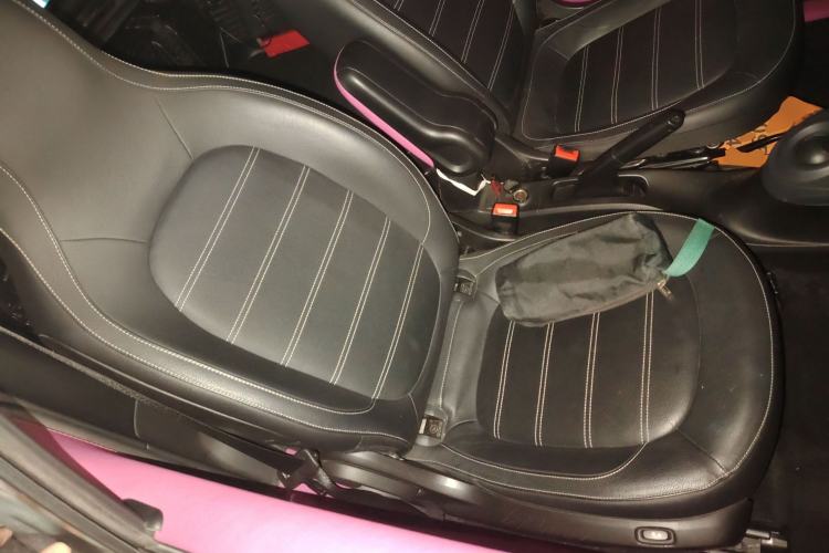 Used smart fortwo 2016 0.9T 66 kW Convertible Pioneer Edition
