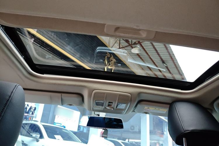 Used Mazda 3 Axela 2017 Sedan 1.5L Automatic Luxury Model Emission Standard China V